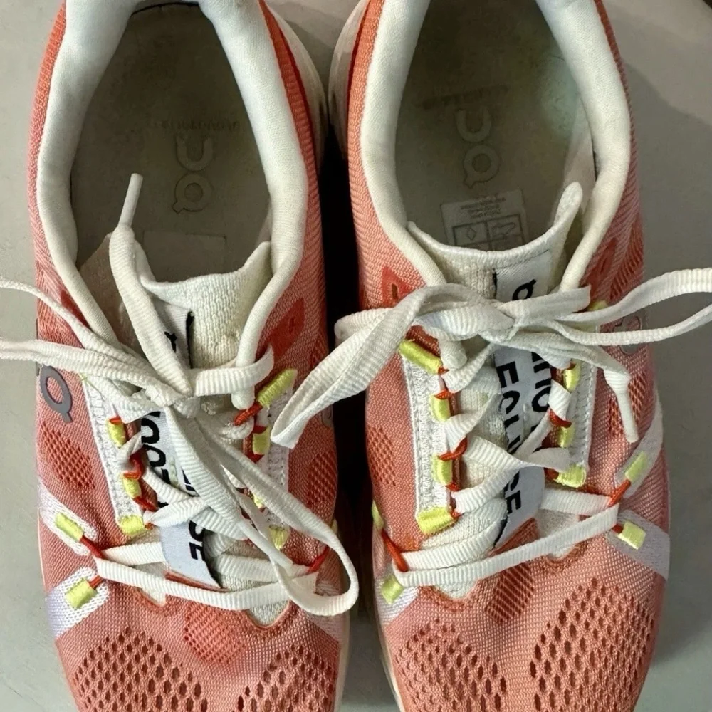 On CloudEclipse Flame Ivory Women’s Running shoes Size 8 - Picture 4 of 11